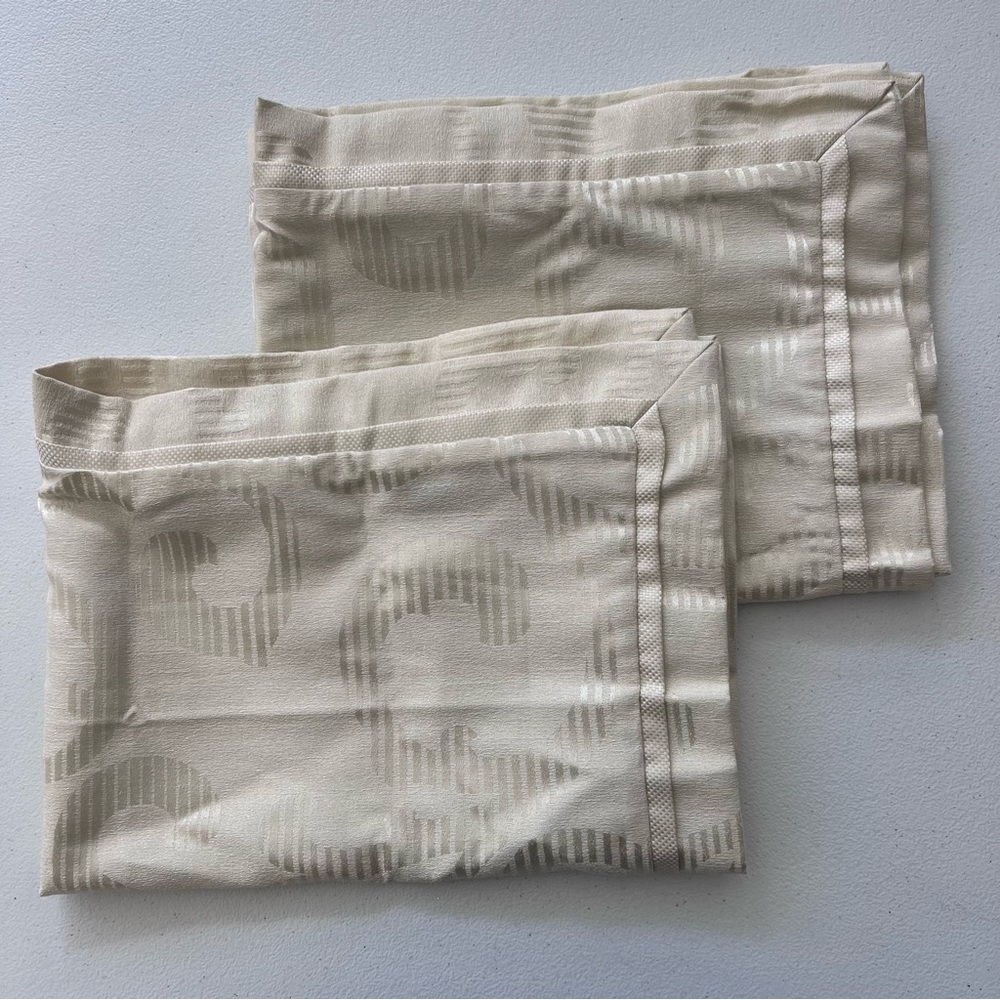 Candice Olson 2 Standard Pillow Shams Cream Ivory Pillow Covers RN 76948